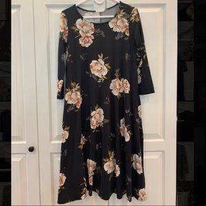 Floral dress (Called to Surf boutique)